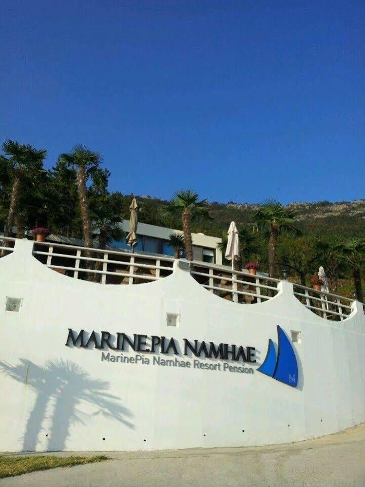 Marinepia Namhae Resort Pension Экстерьер фото